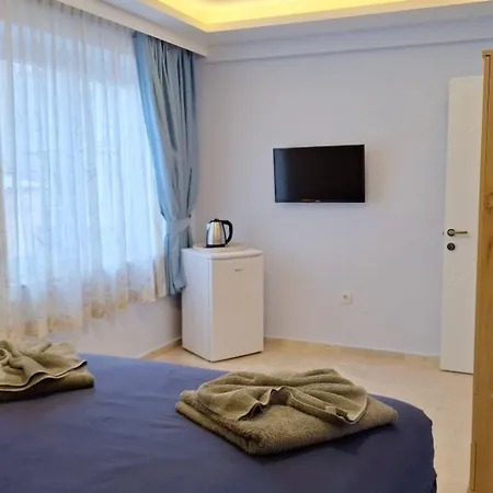 Mert Homes Couette-café 3*