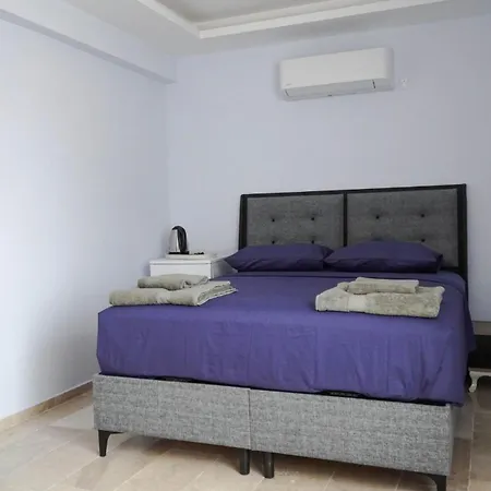 Bed and Breakfast Mert Homes