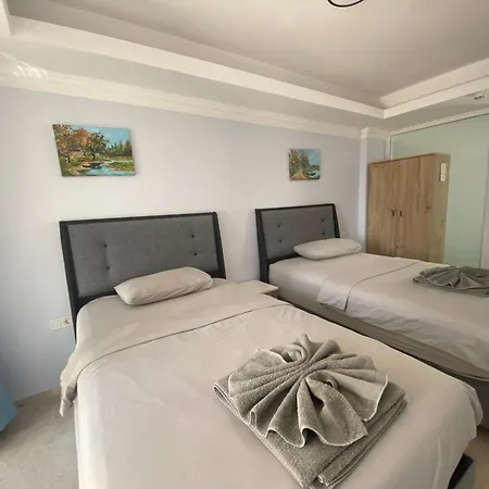Mert Homes Bed and Breakfast 3*